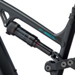 e-160 S 29 Black and Turquoise Shock Detail